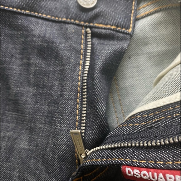 DSQUARED2 MEDIUM RISE JEANS - Picture 9 of 9